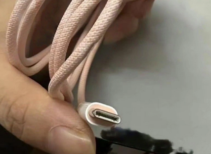 抚州苹果15维修店分享iPhone15USB-C数据线长啥样